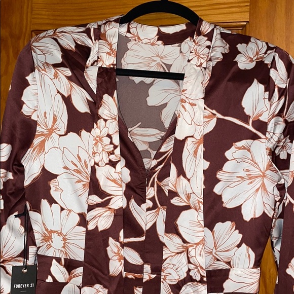 Floral Satin Jumpsuit - Picture 9 of 15